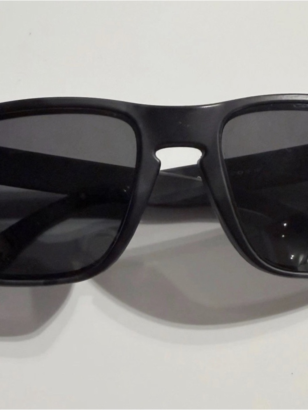OAKLEY MENS SUNGLASSES 009102-T95557O 18137 Authentic.